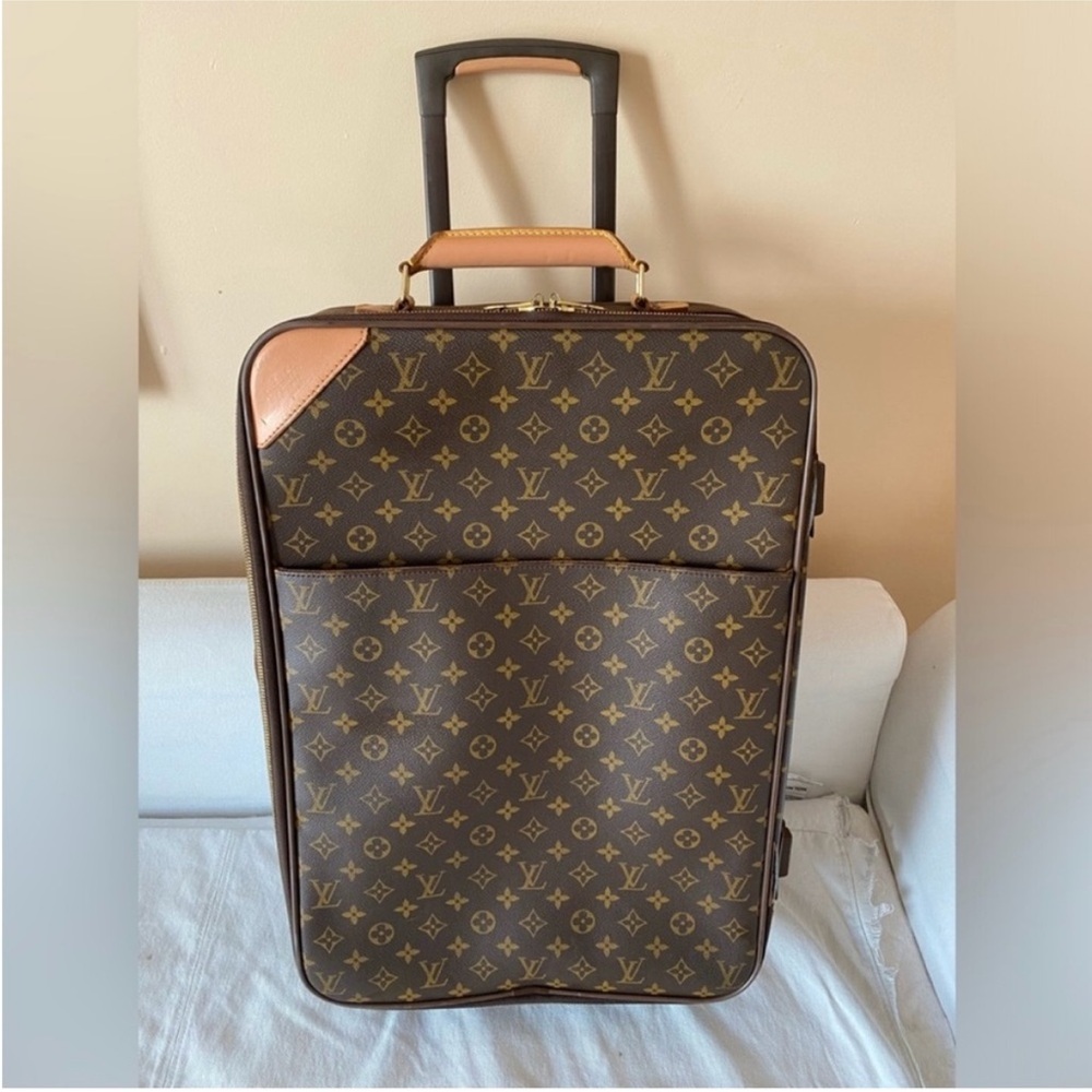 Authentic Louis Vuitton pegase 55 monogram carry on